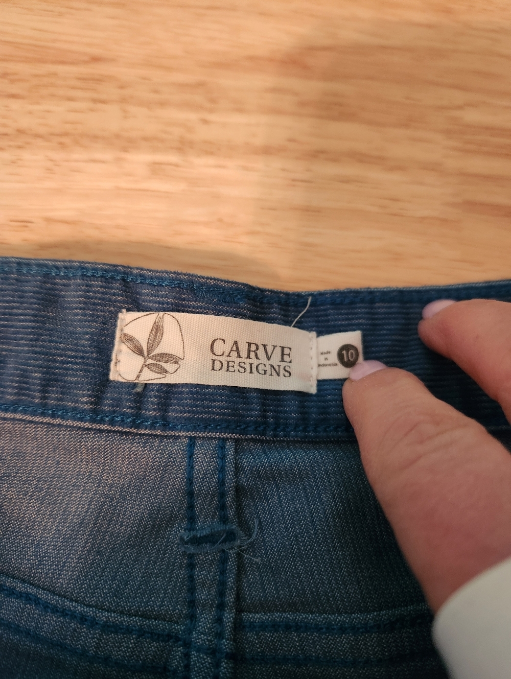 Carve Designs Oahu Blue Green Corduroy Organic Cotton Blend Shorts, Size 10 - Picture 3 of 6